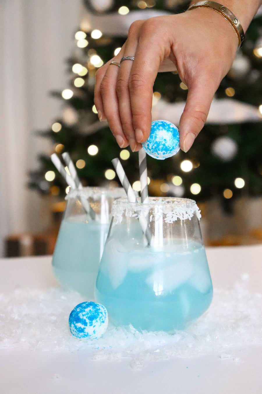 CHRISTMAS COCONUT MARGARITA GLIMMER BOMB