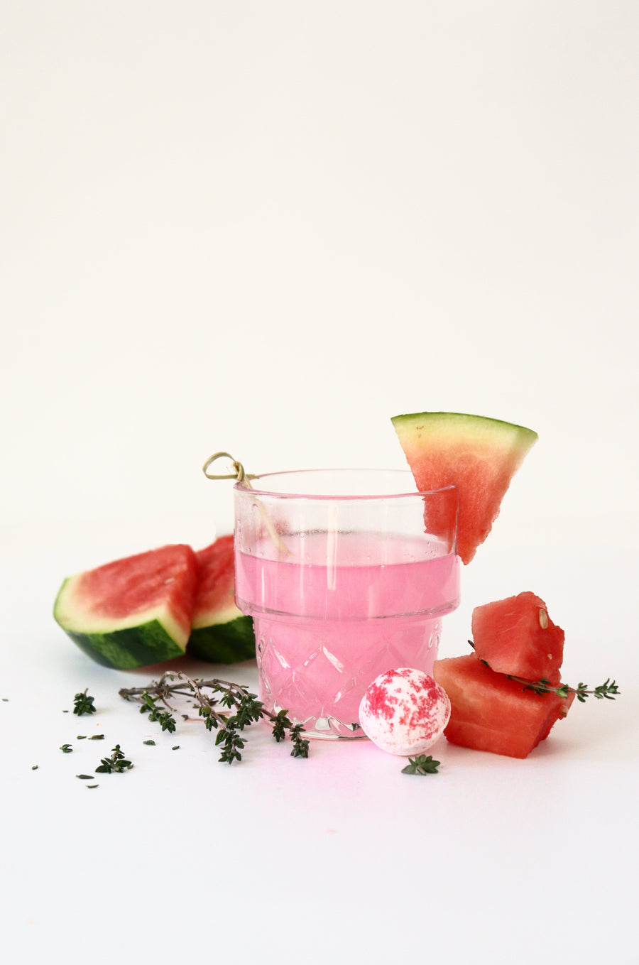 WATERMELON THYME LEMONADE - COCKTAIL BOMB